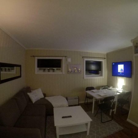 Apartment Near The Airport ทรอมโซ ภายนอก รูปภาพ
